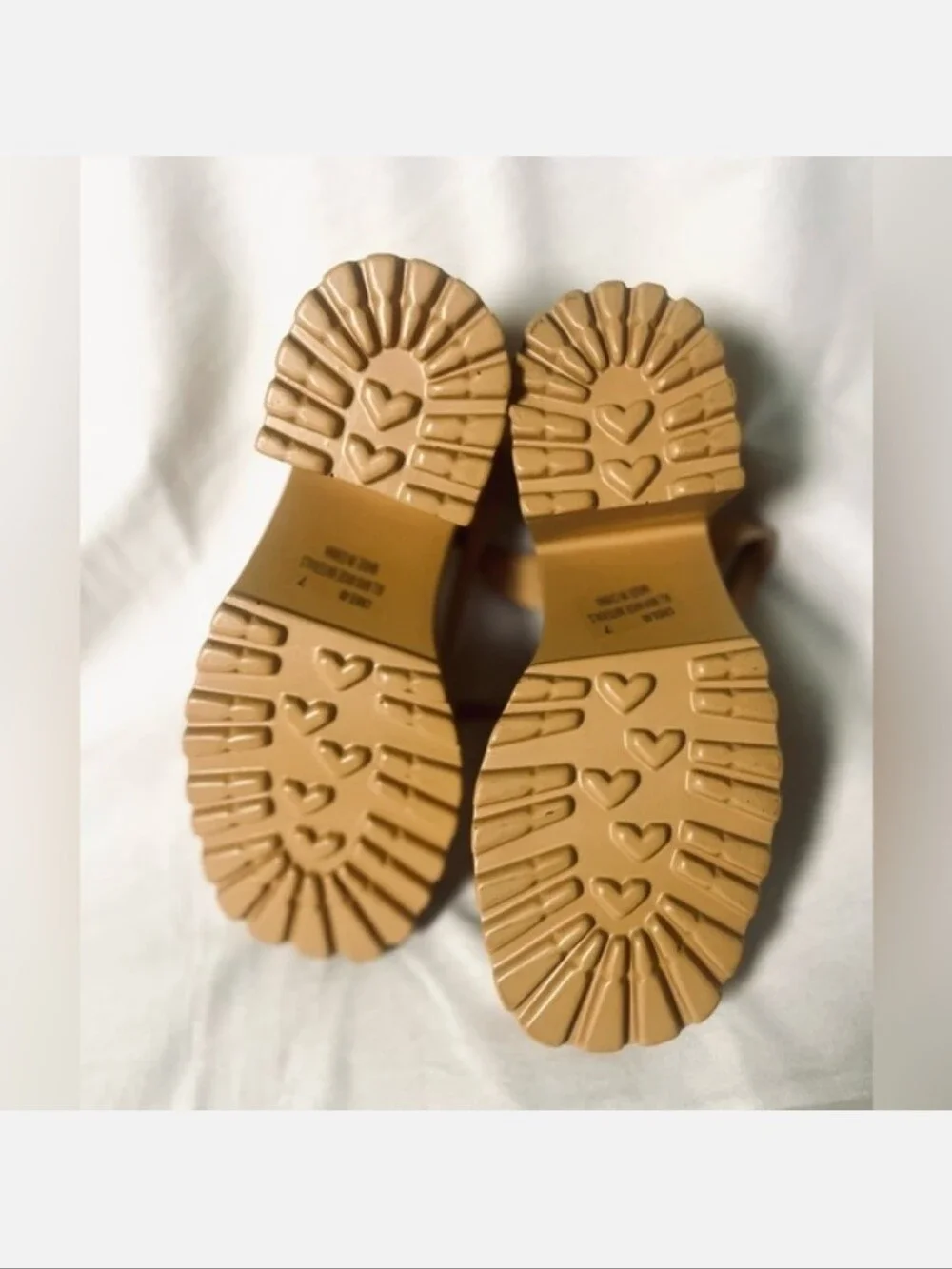 KAYLEEN By Los Angeles stylish tan